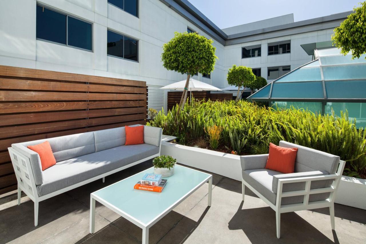 Camera con Letto King-Size, Terrazza e Vista Giardino